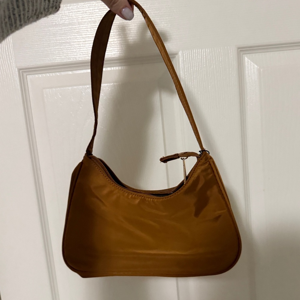 Shoulder bag
